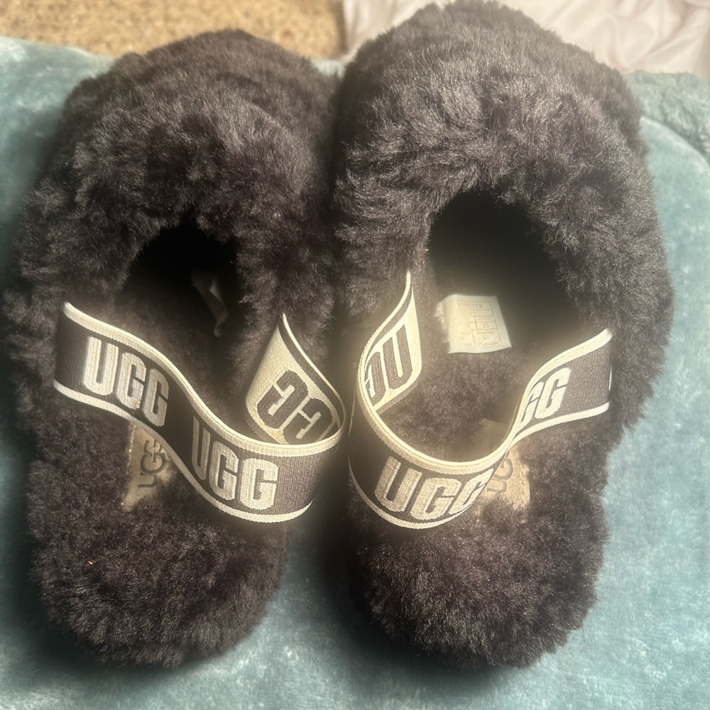 UGG shoes for women - Picture 4 of 5